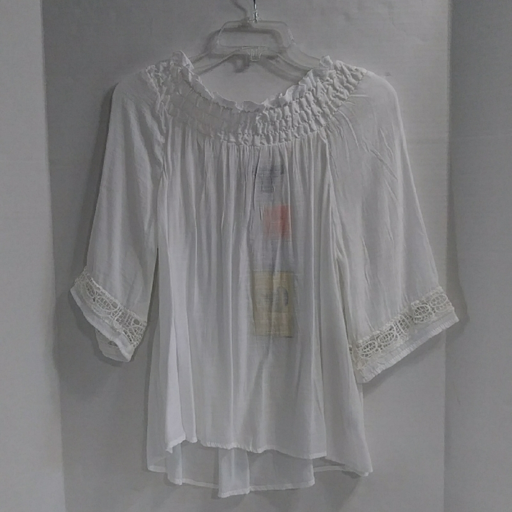 80 Park Women's White Lace Trim Blouse Size PXL *NWT*